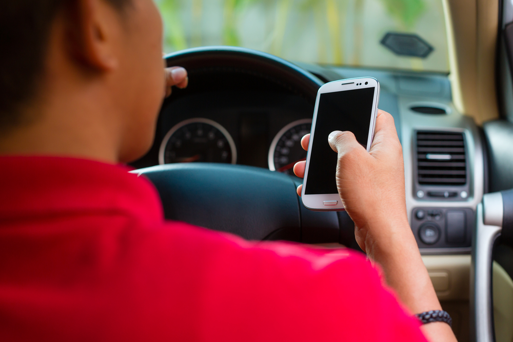 ottawacity's tweet photo. Don't let temptation take the wheel #OttCity. 
It's hard to resist that notification ping while driving. But distracted driving has serious consequences for you and others. 
Stay focused, keep your eyes on the road and make it home to your loved ones. 
https://t.co/pd8GFAGZ5w https://t.co/3LqTTtFqlZ