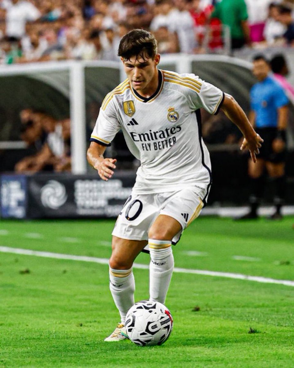 MadridXtra's tweet photo. 🚨🎖️| Fran Garcia is set to be the starting left back of Real Madrid. @relevo https://t.co/Jy7IPh1TcF