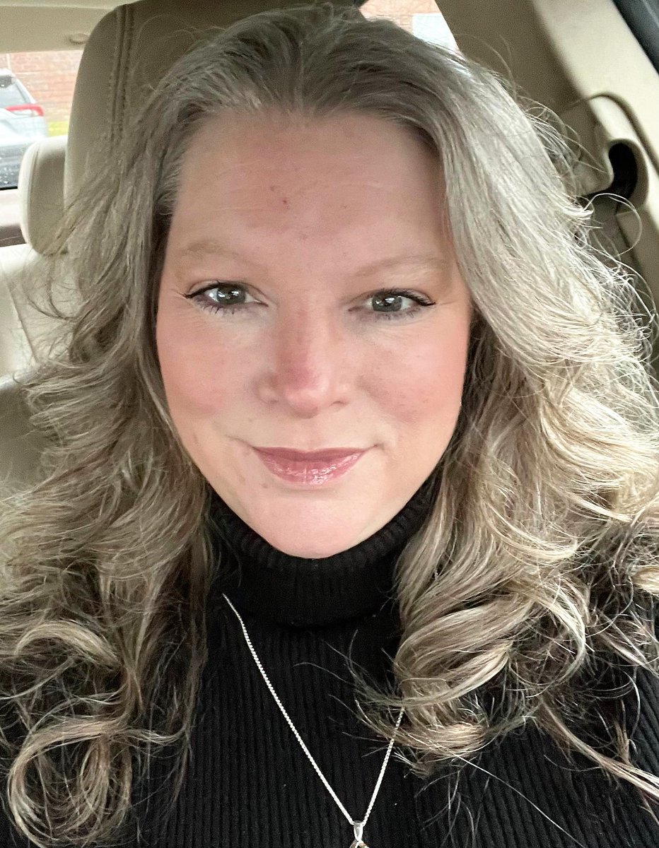 MountainViewSL's tweet photo. We gave very warm "Happy Hour" welcome yesterday to our new Mountain View Senior Living Administrator - Amy Light-Ahlborn, and Director of Clinical Services - Danielle Beaken!  #welcome #seniorliving #seniorlivingcommunity https://t.co/7JjbYXacxr https://t.co/kN2tyZwRo0