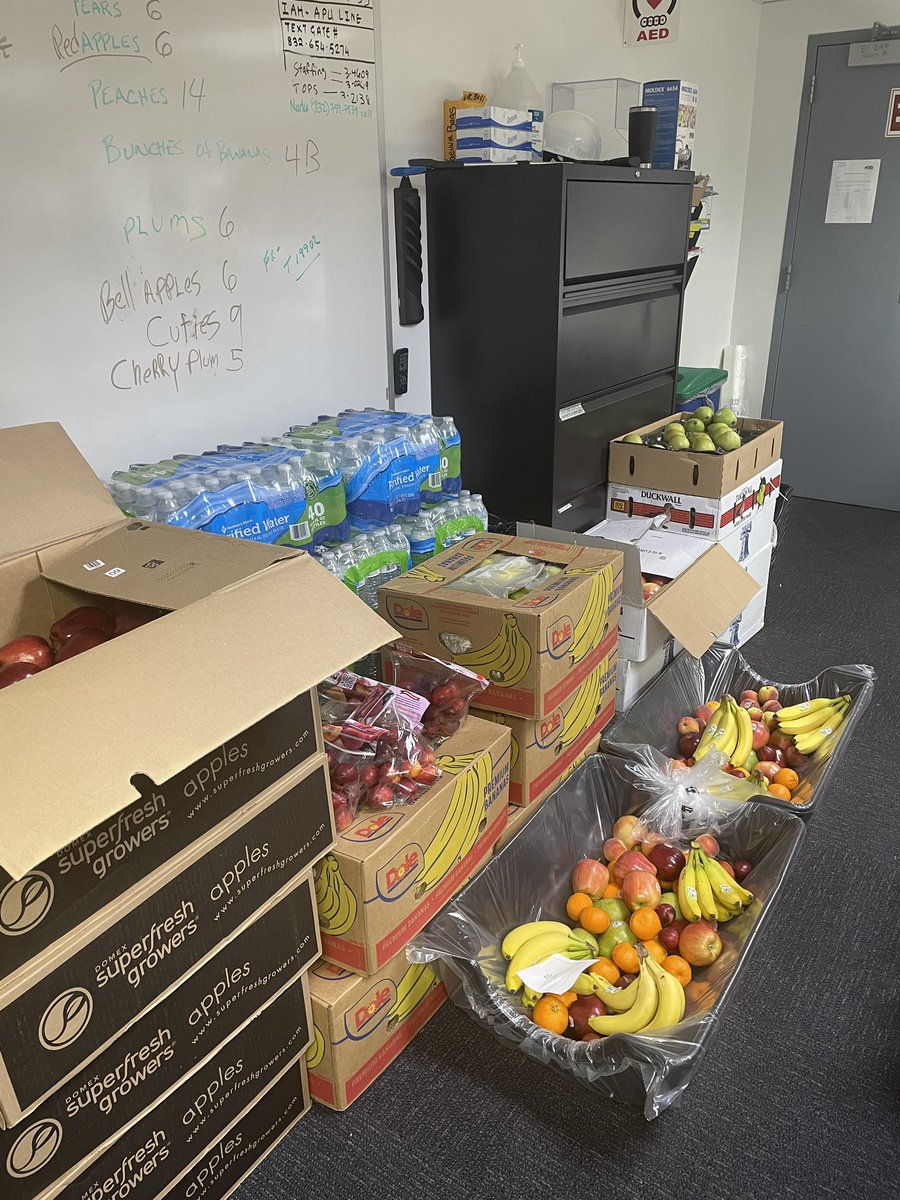 Getting ready for 🍉 🍎 🍌 &amp; 💦 day in IAH with the Safety Advocate team 🦺 today. Some 🧊 🥶 freezer pops too when the temperature is 🥵. Stay hydrated! <a href="/Trozie2/">Trozie3</a> <a href="/U212211/">Safety Advocates - IAH</a> <a href="/AOSafetyUAL/">AO Safety UAL</a> <a href="/MikeHannaUAL/">Mike Hanna</a> <a href="/kennyjets67/">Kenny Jets</a>