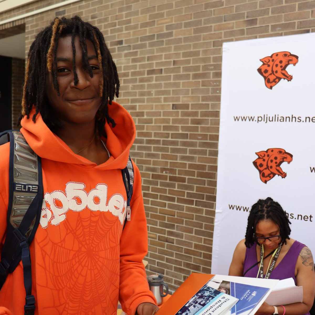 PLJBroadcasting's tweet photo. Class of 2025 Junior Orientation #PLJHS #percyljulianhighschool #studentlife https://t.co/SaKBA0wsxL