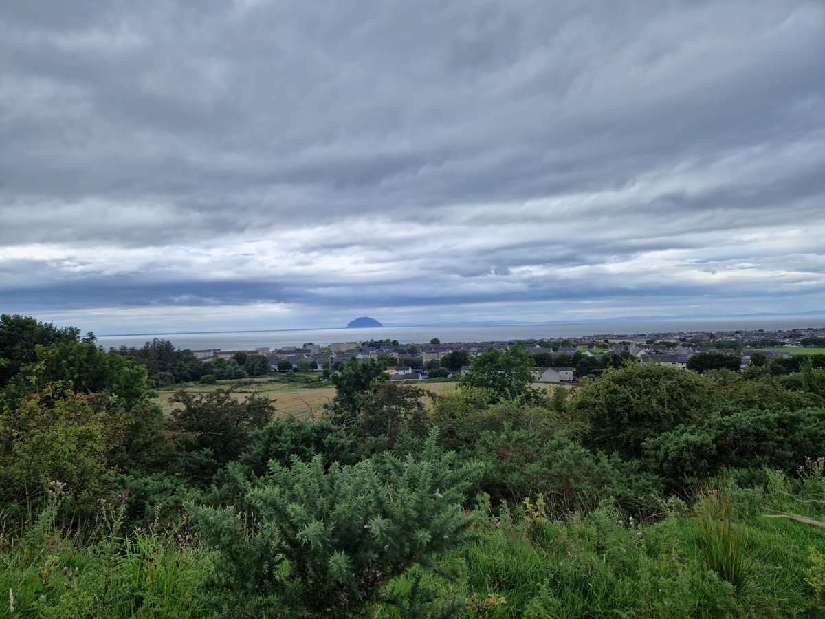 GYT_Lucy's tweet photo. Wednesday Walk took us up along the Saugh Hill today - some beautiful views of Girvan on the way π #ThisIsYouthWork #GYTSummer23 https://t.co/Kkwsn5g1x6