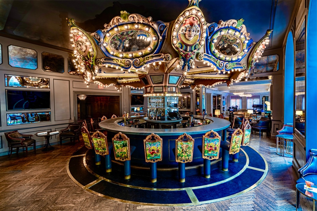 hotelmonteleone's tweet photo. Looking for evening plans? We've got you covered!
Stop by The Carousel Bar & Lounge for live entertainment every Wednesday-Saturday. View August's schedule here: https://t.co/r082ejc2PC.
#ThePreferredLife #BelieveInTravel #iPreferRewards #MonteleoneMemories https://t.co/xzfTflXMII