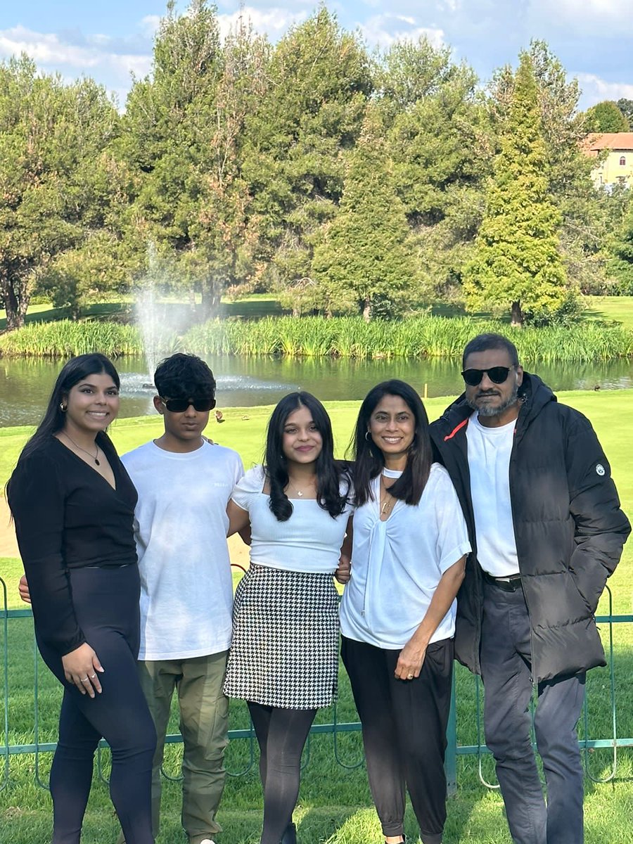 Vivek tweet media