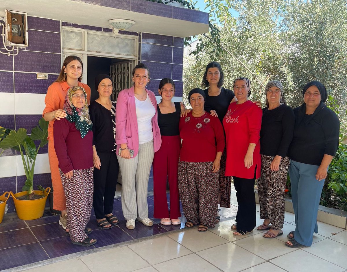 Aysekeyikyilmaz's tweet photo. 📍Demre
#Kayaaltı Mahalle Başkanımıza Yüzyılın seçimlerinde verdikleri desteklerden dolayı teşekkür ziyaretinde bulunduk.
#DurmakYokYolaDevam 

@aysekesir @AKKADINGM 
@alicetin_07 @filiz_bolukk https://t.co/lLR6BiQmkv