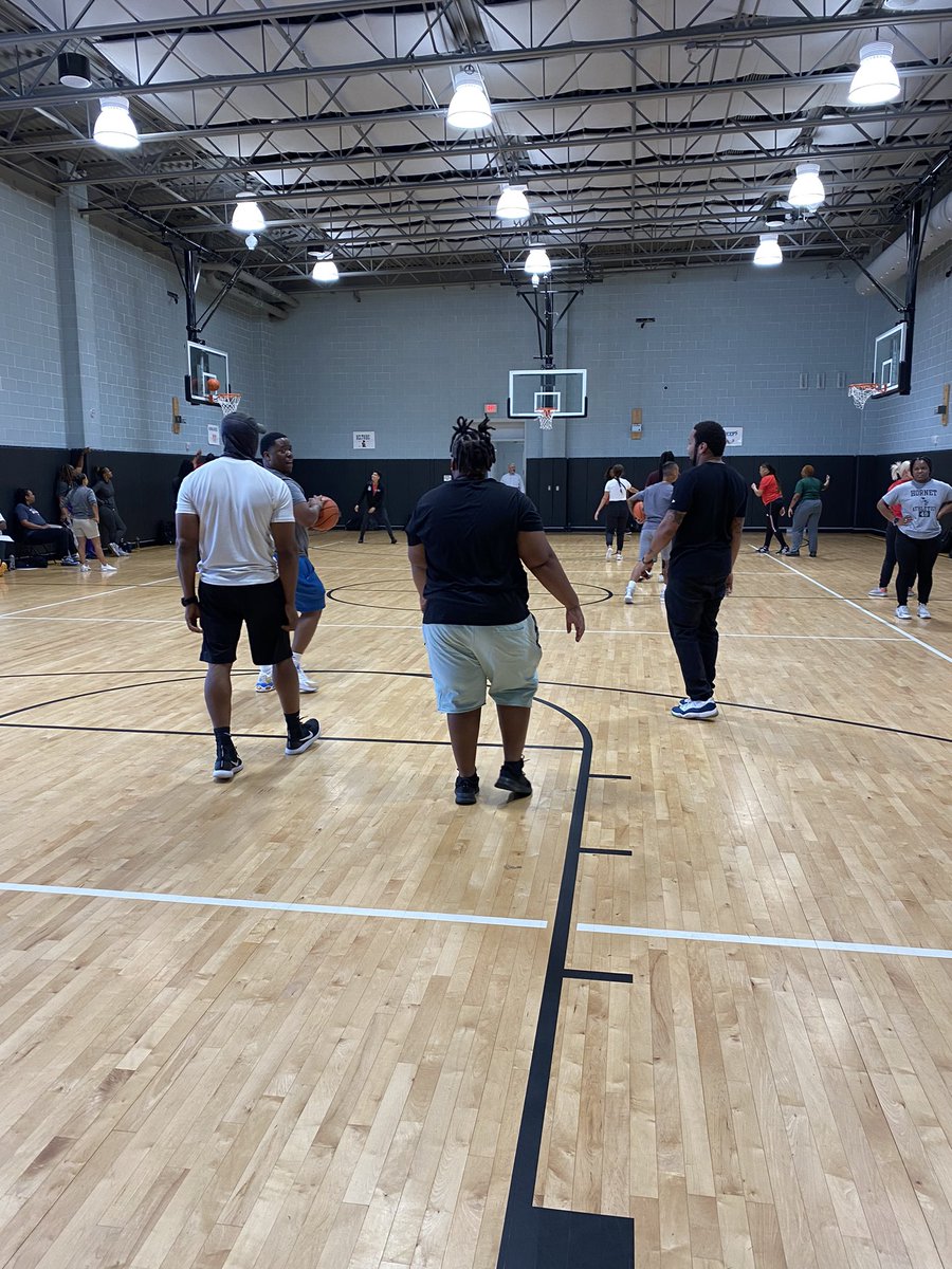 lulasiah's tweet photo. #MSphysicaleducationtrainingBB 
#drewacademy https://t.co/giBZGhdTga