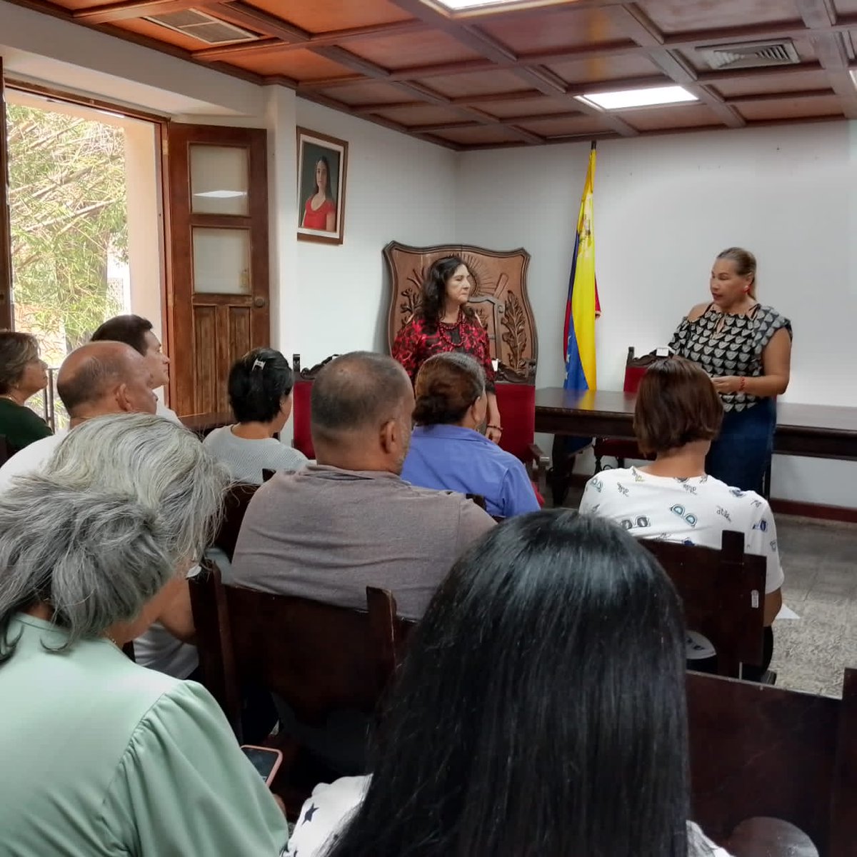 clebne_oficial's tweet photo. #Ahora Funcionarios del @clebne_oficial asisten a el taller Normas para regular la entrega de los órganos y entidades de la administración pública https://t.co/uzeNCRv2vp