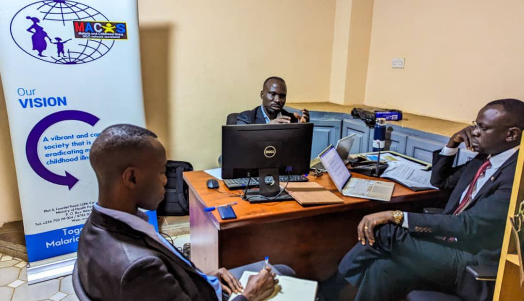 MACISOfficial's tweet photo. #EarlierOn A Thread 🧵
Today morning, we held a meeting with CCM members.
To discuss how to demystify myths and misconceptions around malaria items like nets and drugs used in high malaria burden areas.
#MACISUganda https://t.co/Zaza2I2FQE