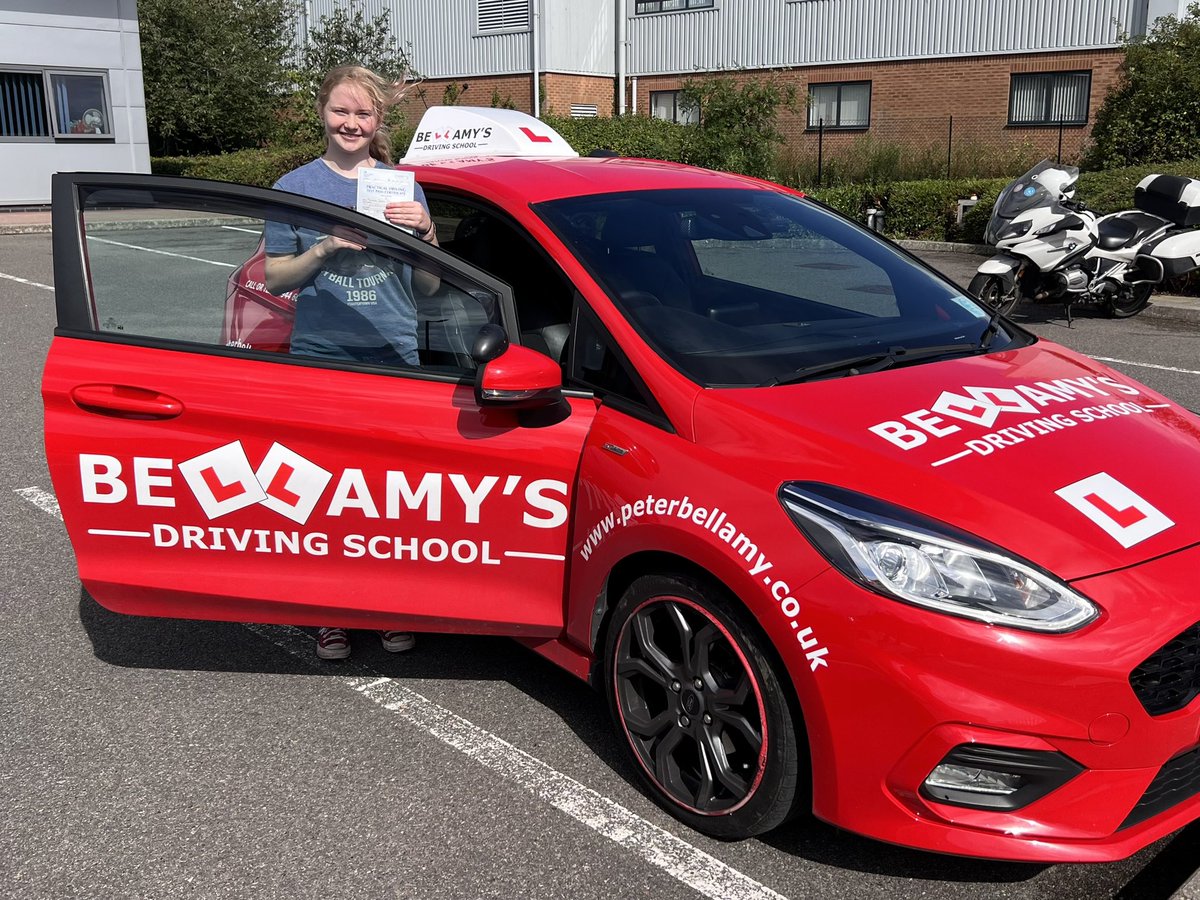BellamysDriving's tweet photo. Allie passed her practical #drivingtest at #BurgessHillDTC on Wednesday morning (02/08/23). It was a fantastic #FirstTimePass with only two driver faults. Allie completed a 16 hour intensive course spread out over four days leading up to her test. https://t.co/nuNcKEk8fw