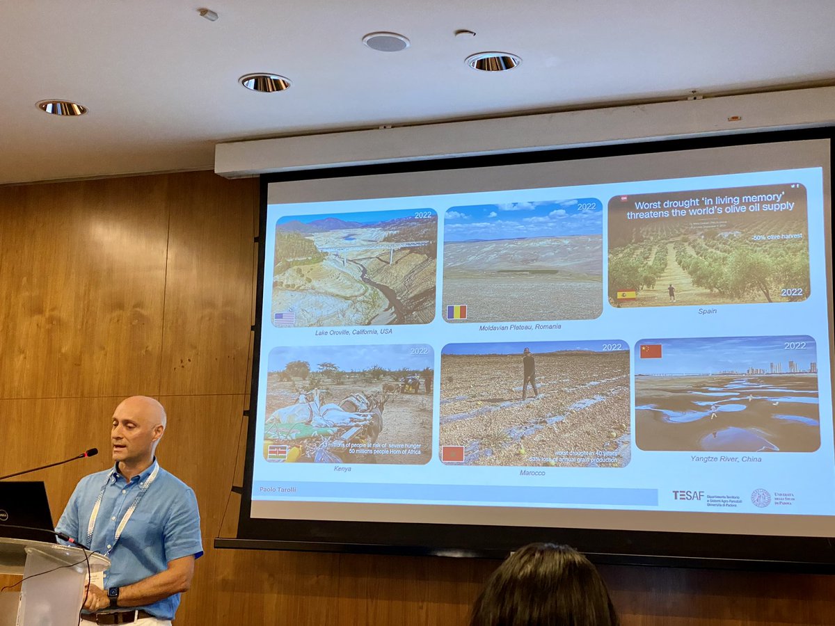 TarolliP's tweet photo. Today great time at #aogs2023 in #Singapore ๐ธ๐ฌ!! ๐
๐ many scientists from East Asia attended my two talks ๐๏ธ on #drought & saltwater intrusion impact on #coastal #agriculture ๐ฝ๐พ๐๏ธ๐ โฆ optimal networking, discussion, new ideas ๐ก for future research ๐๐ฐ๏ธ๐
#aogs #aogs23 https://t.co/guSziJqHiU