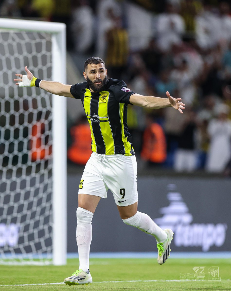 ittihad's tweet photo. 📸| كــريــم الفعايل 🤩🔥
#الاتحاد_الشرطة 
#كاس_الملك_سلمان_للأندية https://t.co/Q91Yqm1qSY