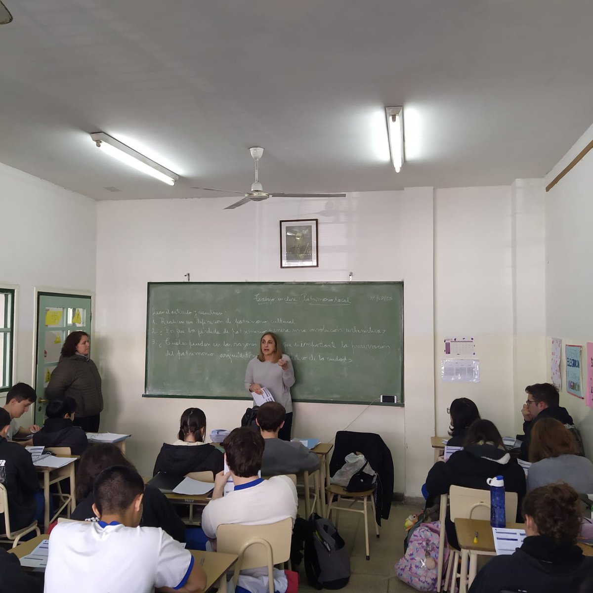 academicaunmdp's tweet photo. ¡Gracias por recibirnos, Instituto Minerva!
Visita de la Dirección de Ingreso de la
@unmdp

#testimoniosunmdp
#Redeslnvisibles
#VisitasGuiadasUNMDP
#ExploraTuFuturo
#ingresounmdpitinerante #ingreso2024
#estudiaenlaunmdp
#somosUNMDP
#mejorpublica https://t.co/rnHla6212o