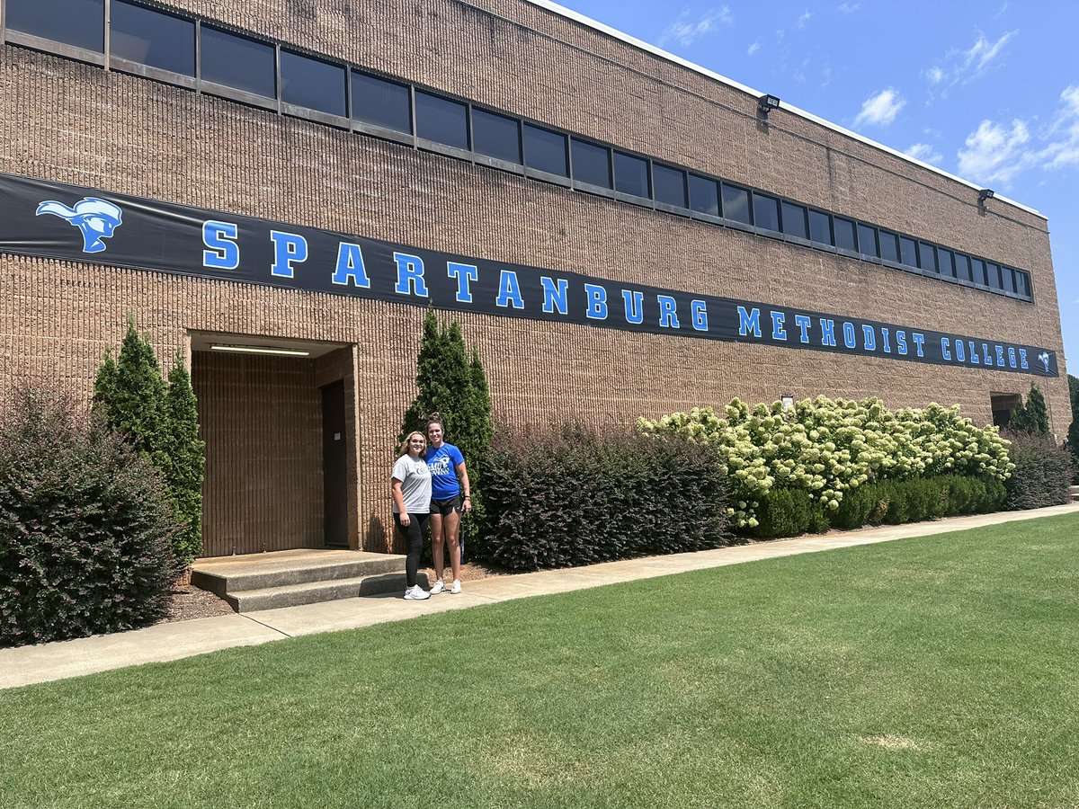 I had a great time at Spartanburg Methodist College yesterday! I really enjoyed the campus and Coach Young. Roll ‘neers!! @SMCPioneerSball @CarolinaCurveW