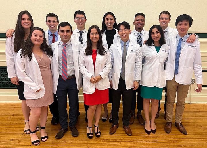 PittCMU_MSTP's tweet photo. Welcome to our new MS1s! 🌟They had their white coat ceremony this past Sunday! And started orientation this week! So happy to have them here! #doubledocs #mstp https://t.co/PoVWw3SfOl