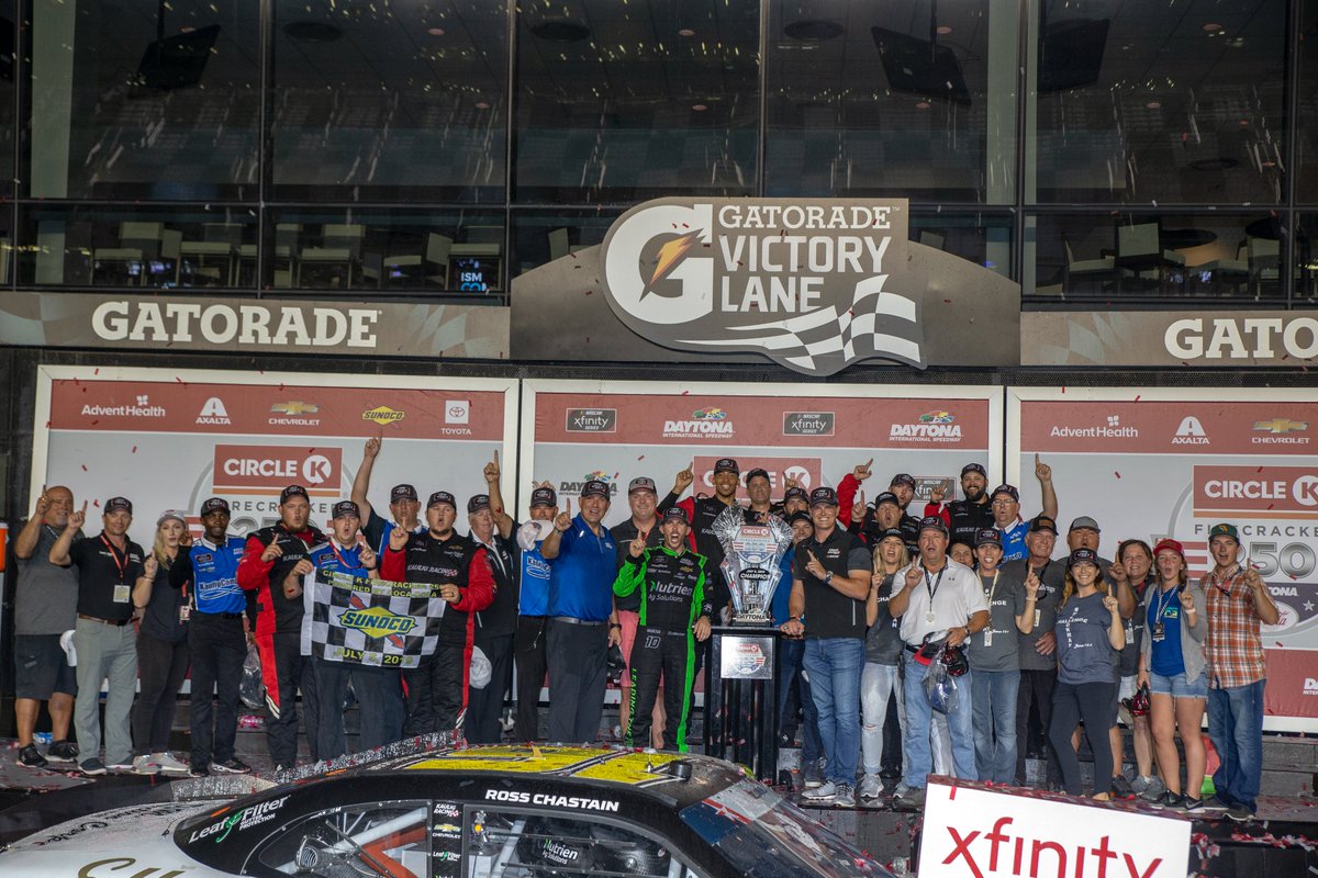 Pretty cool to have <a href="/RossChastain/">Ross Chastain</a> back with <a href="/KauligRacing/">Kaulig Racing</a> for a one off trophy hunt!

He helped us get our first! 🏁 #TrophyHunting