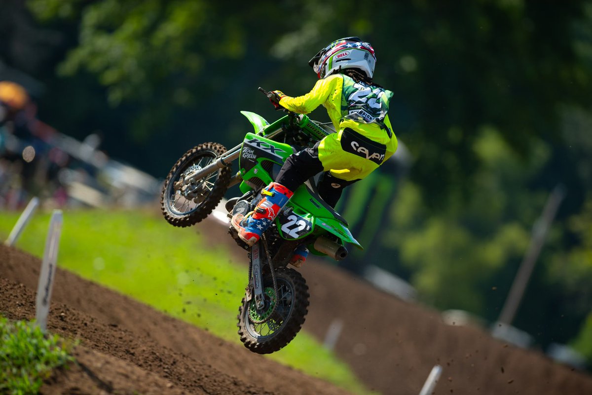 In the thick of it.
#LL23
#Seven