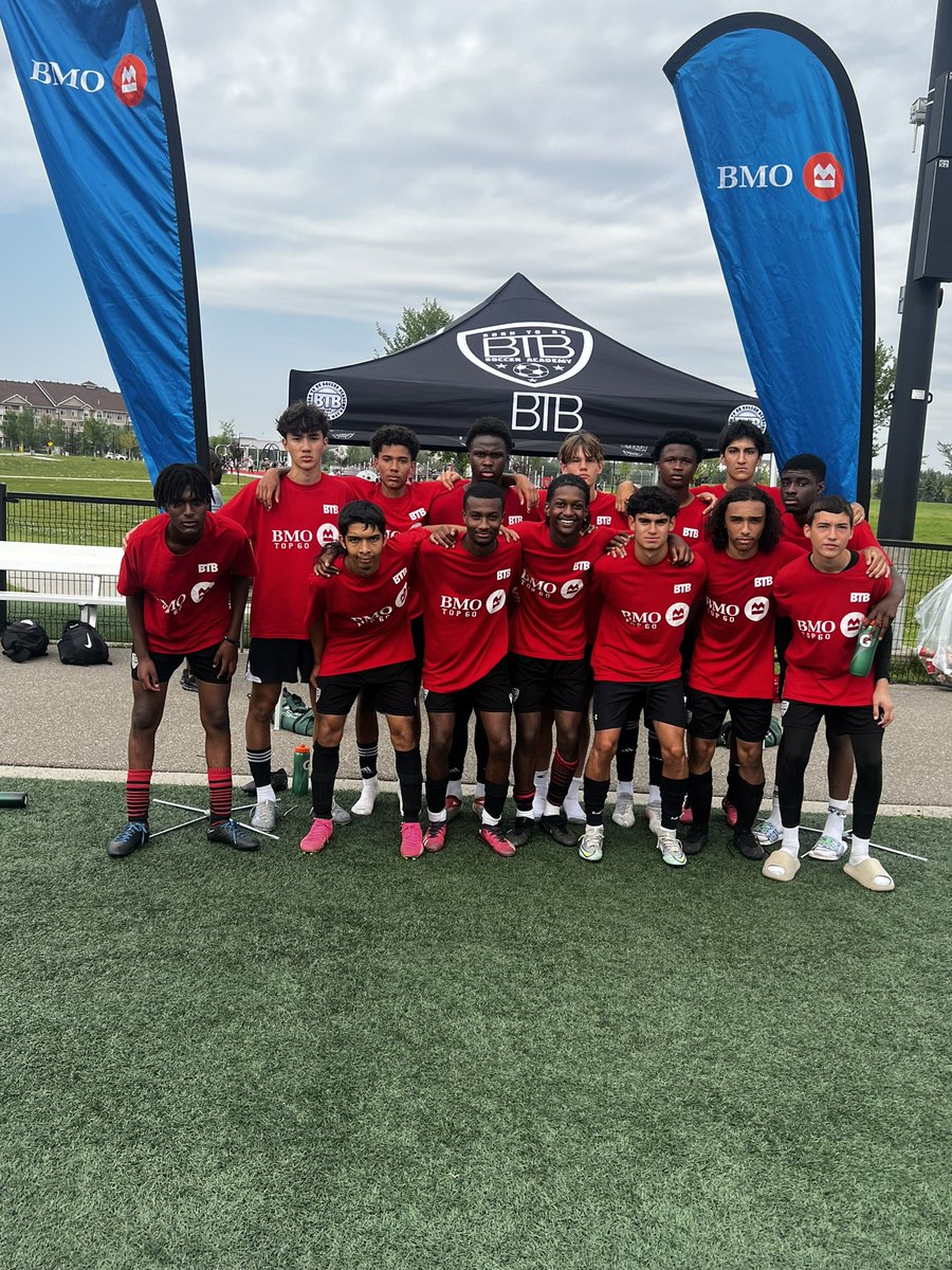 🚨BMO Top 60 Camp (Top 30 Boys)

Thank you to all the boys that participated in the BMO top 30 camp. The boys were all amazing throughout the three days.

Camp champions is BMO Blue.
Camp MVP’s are @_zidanemwinyi_ and @rayanelloumi 

#bmocanada #bmogrowthegame