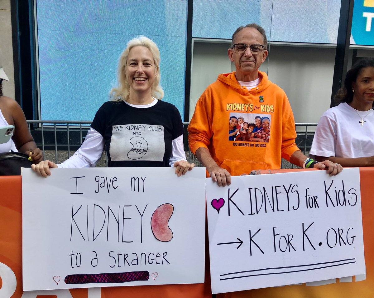 EndKidneyDeaths's tweet photo. Once we compensate living kidney donors,
the 2,000 kids on the transplant list who are likely to die while waiting for kidneys will instead live long, full lives with a kidney transplant. #endthekidneyshortage #KidneysForKids https://t.co/DxnDyFinAp