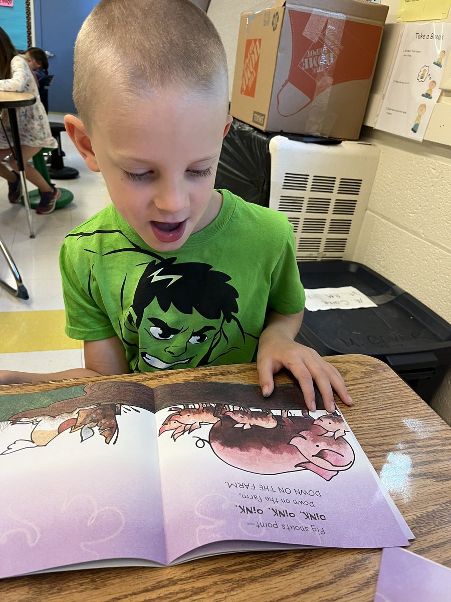 2ndHdes's tweet photo. This week students learned all about farm animals. #hdespride https://t.co/TzpMuukJoY