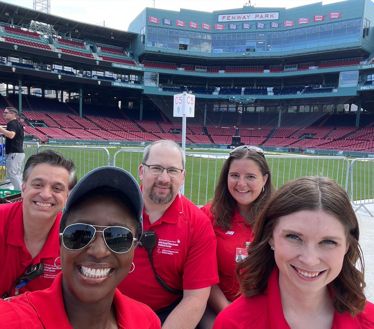 BIDMCEM's tweet photo. Itโs a beautiful night to be providing medical care at Fenway Park for the Fall Out Boy concert! #eventmedicine #gettingoutside https://t.co/ZWp1OvoLmd