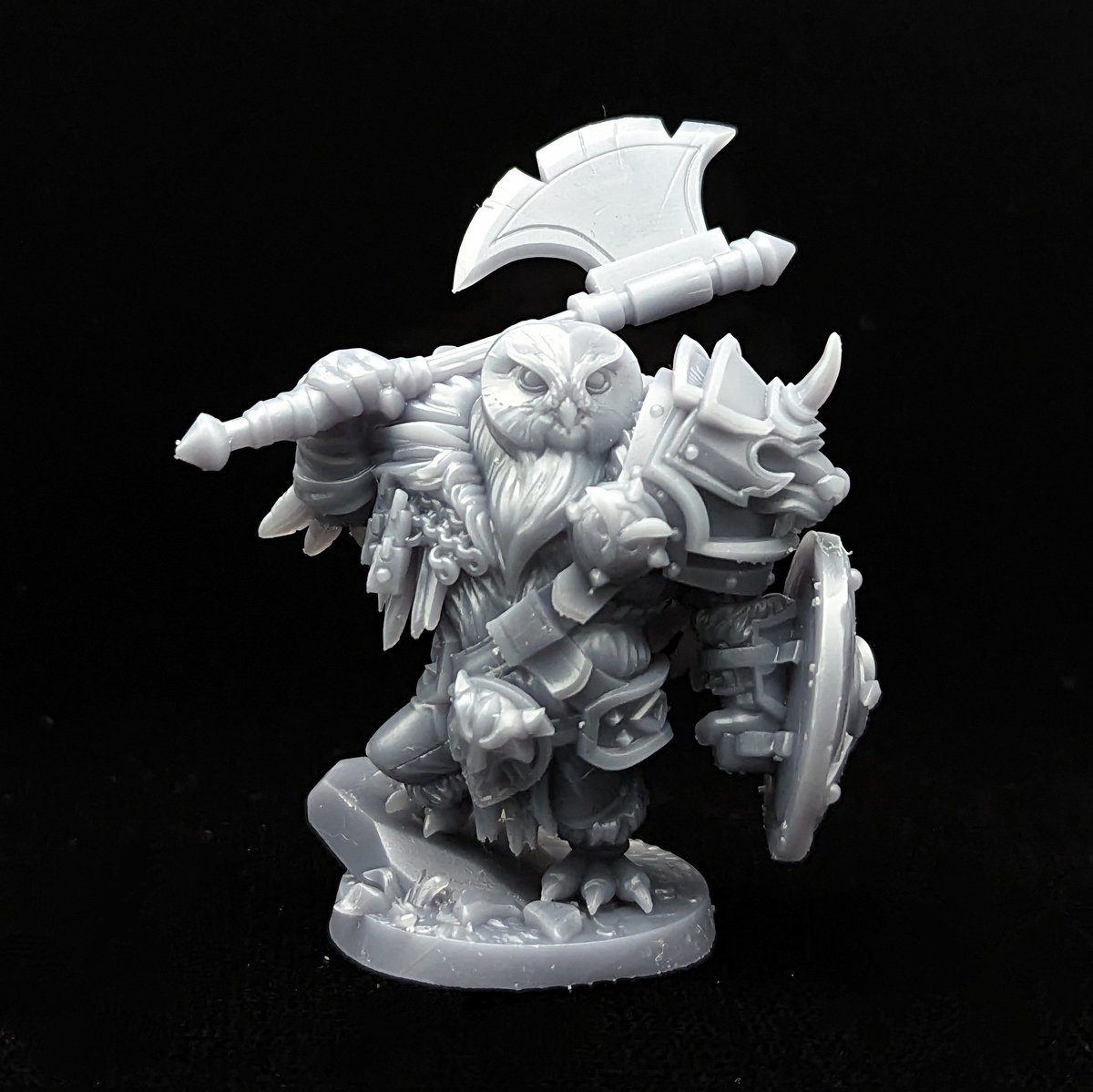 Owlfolk Barbarian from Bite the Bullet

#miniatures #ttrpg #dnd #pathfinder #tabletopgames #tabletopgaming #miniaturepainting #boardgames #figurine #owlkin #owlfolk #3dprinting #3dprint