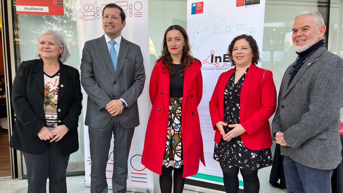 cgainza's tweet photo. ¡Gran encuentro nacional para una #CienciaConTodas! 💜

En la @AutonomadeChile 📍 como @Min_Ciencia encabezamos un diálogo con más de 23 equipos de los InES Género de universidades públicas y privadas, para avanzar en equidad de género en las distintas áreas del conocimiento 👏👏 https://t.co/GVAwrLYQxZ