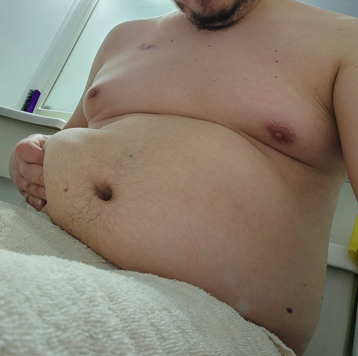 YourFurryGainer's tweet photo. 200 lbs?? 🐷🐷 https://t.co/mjw1bWkt5B