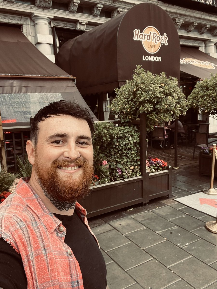 Tonight’s venue was awesome! Thanks for having me guys! Join me at Hard Rock Piccadilly circus tomorrow too from 6:30pm 🤘