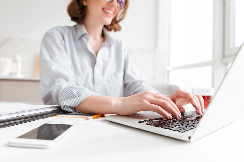 How to Write an Email in German: 5 Essential Elements [With Sample Emails] fluentu.com/blog/german/ho… #learngerman