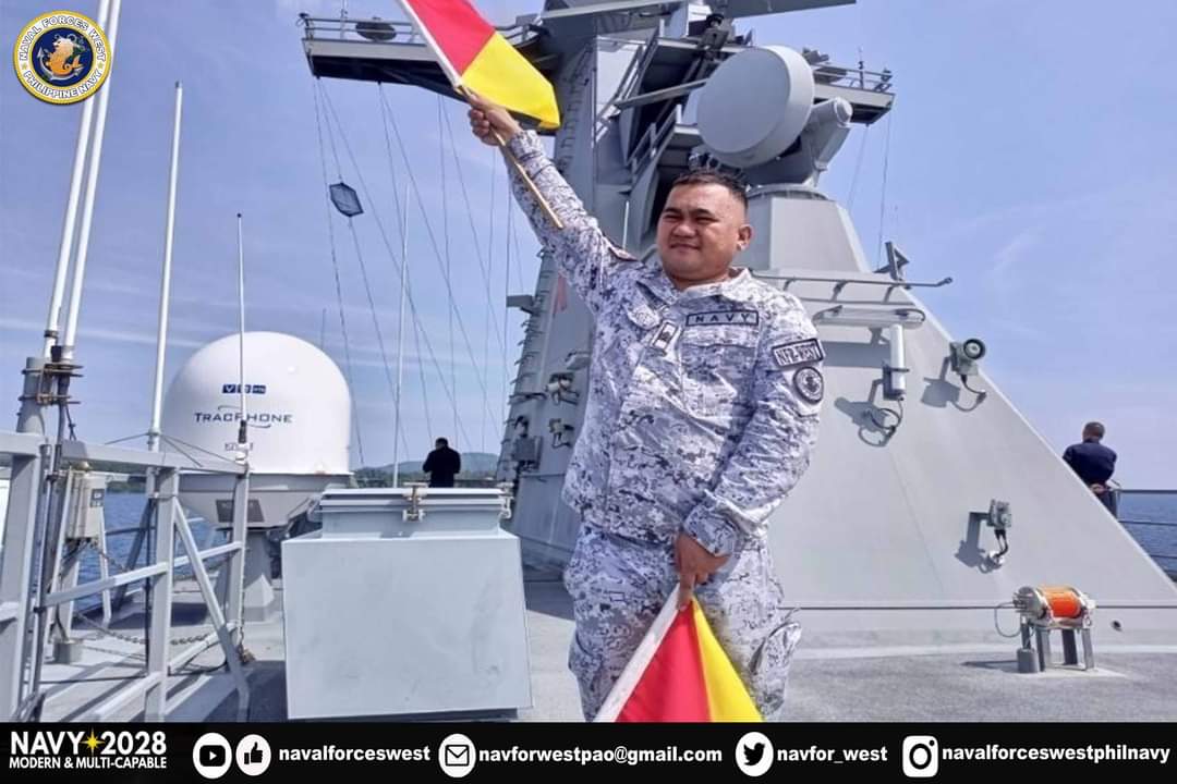 Philippine_Navy's tweet photo. LOOK | Naval Forces West carries out multiple events w/ PH #Navy Reservists during #ExercisePagsasama2023
ππΈ: @NFW_PN
#Reservists
#LaangKawalPilipinas
#InTheNavy
#ProtectingtheSeasSecuringOurFuture
#ModernandMultiCapablePHNavy
#AFPyoucanTRUST https://t.co/mRqVxQXmDR