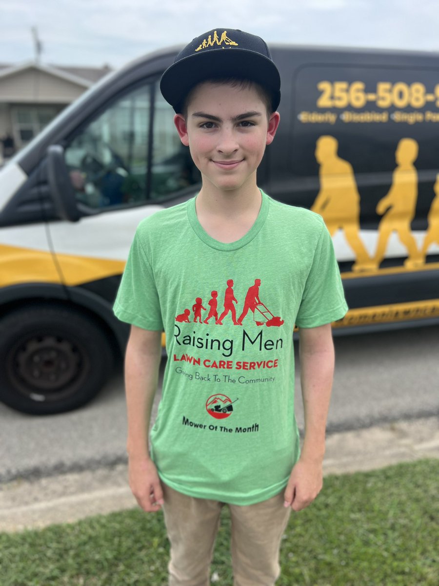 iamrodneysmith's tweet photo. Please help me in congratulating our June recipient for the Mower of The Month,  Jonah  of Piggott ,AR. He also just recently completed our 50 yard challenge . A  very dedicated young man . 

He was presented a MOM shirt & award , RM backpack with school supplies & a laptop. Who will be mower of the month for August ? Nominate a child today !

* Mower of the month for July has been picked and will deliver his award soon.
