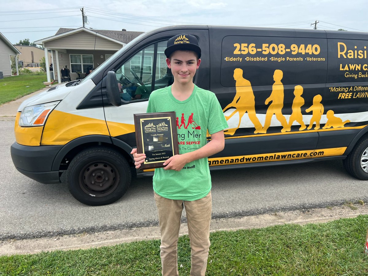 iamrodneysmith's tweet photo. Please help me in congratulating our June recipient for the Mower of The Month,  Jonah  of Piggott ,AR. He also just recently completed our 50 yard challenge . A  very dedicated young man . 

He was presented a MOM shirt & award , RM backpack with school supplies & a laptop. Who will be mower of the month for August ? Nominate a child today !

* Mower of the month for July has been picked and will deliver his award soon.