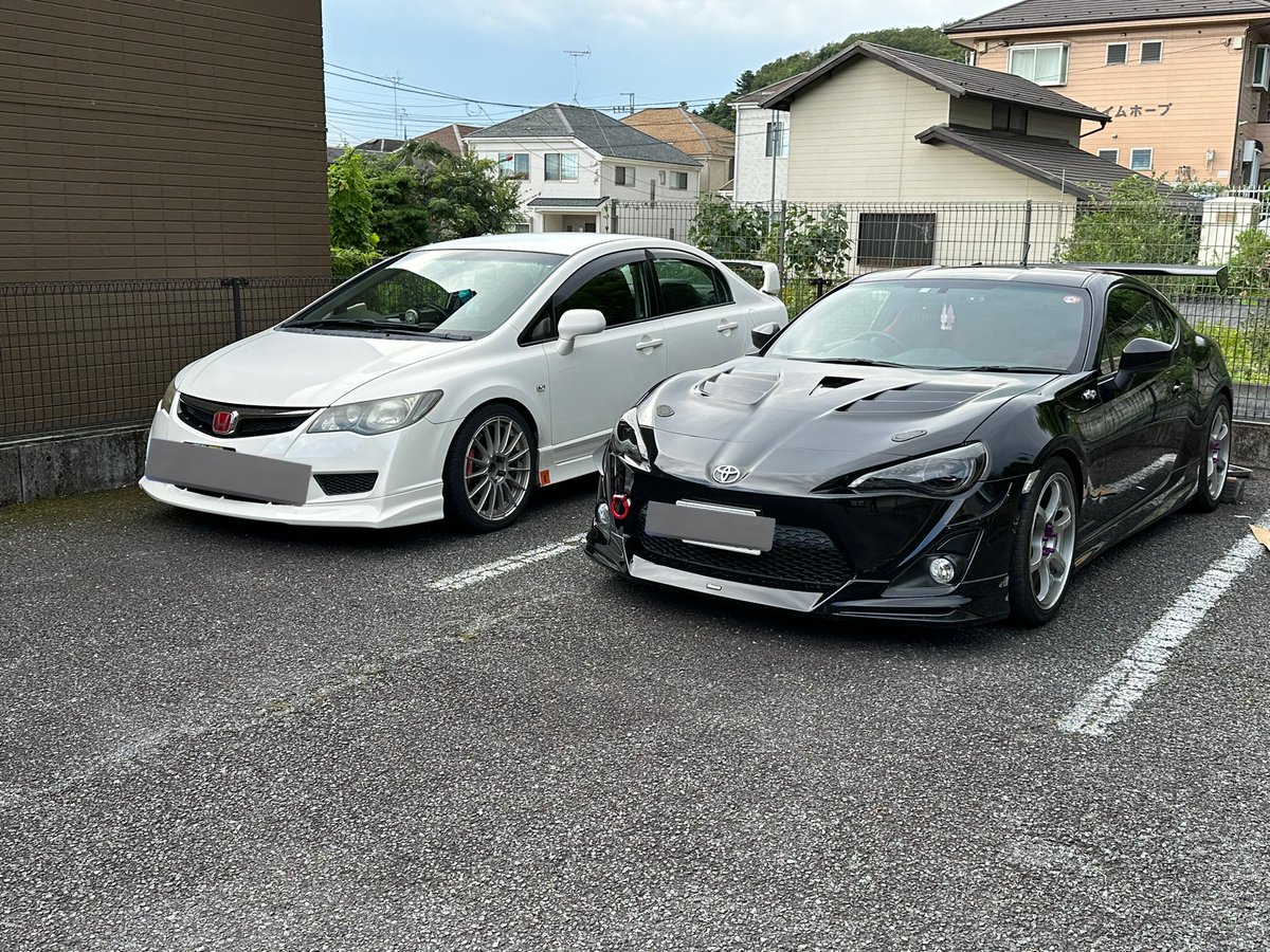 Risachandayooo's tweet photo. ひっさびさの2台 https://t.co/eVosEDZayC