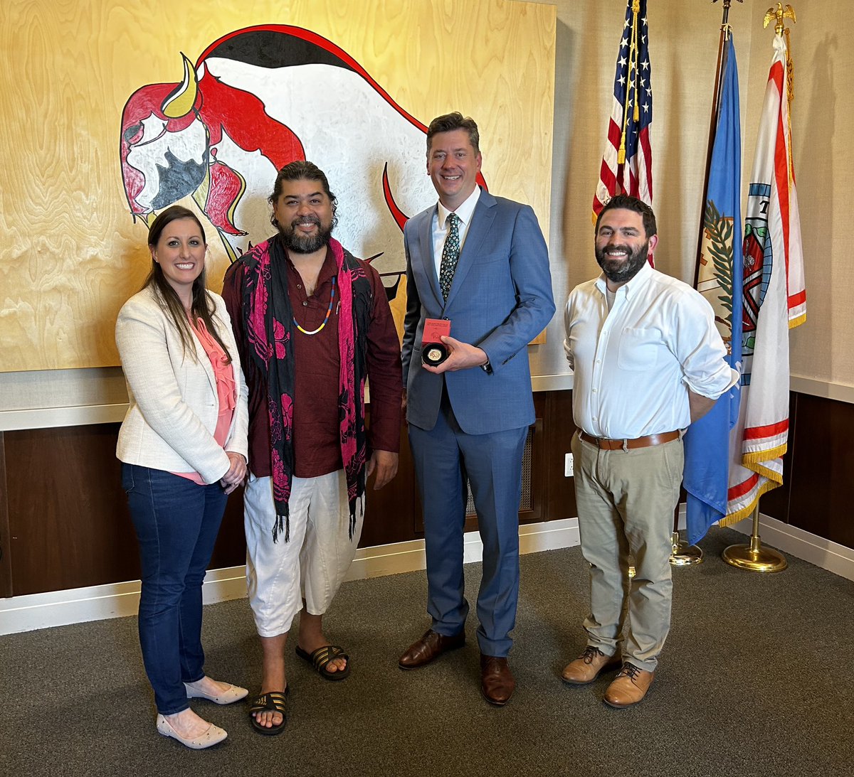davidfholt's tweet photo. .@dg_smalling has worked with @APMEX (located in downtown OKC) to produce a new coin featuring “Grand Buffalo” (it also has the shield of my Osage Nation on the back). D.G. &amp; the APMEX team just dropped by City Hall &amp; I got to see the coins for the first time.  Very cool!  (2/2) https://t.co/CLB5DIw9by