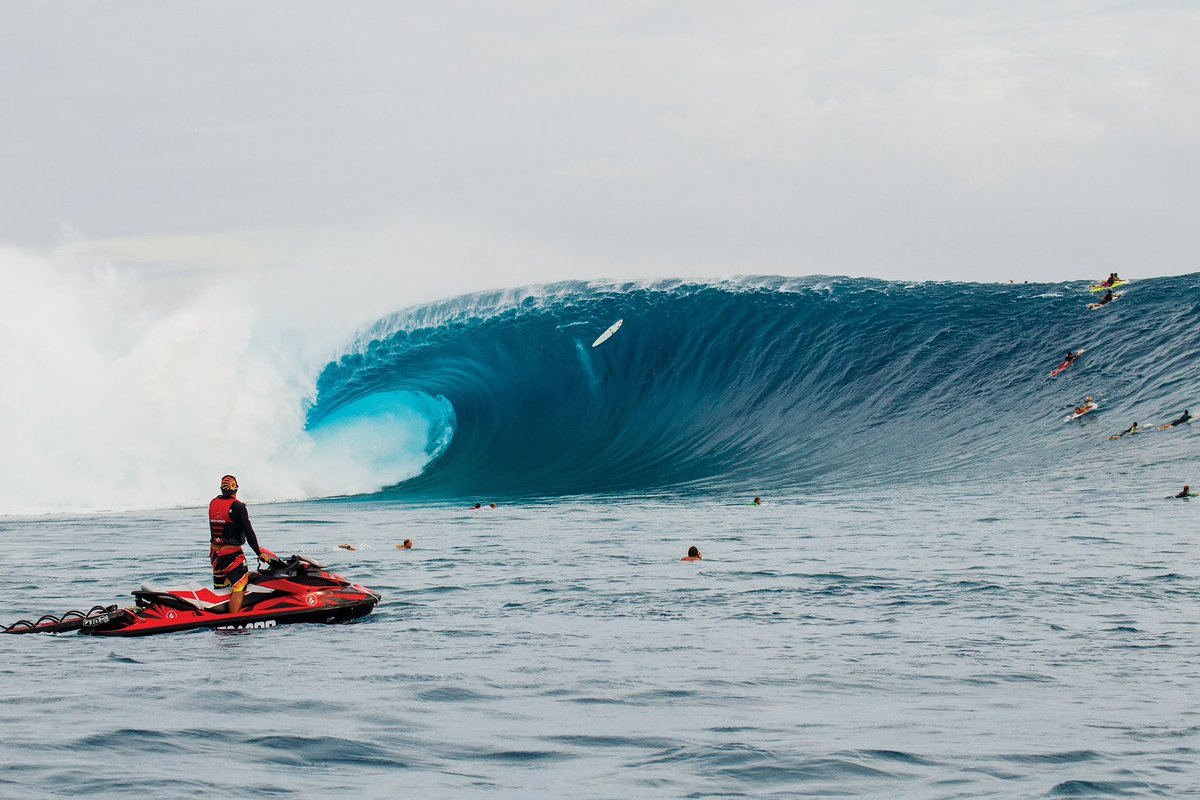 During the fabled, Volcom Pro, 2012 swell at Cloudbreak, Mark Healey had the presence of mind to rip off his leg-rope off and ditch his board when the green mamba rolled through.
Make sure to check out the ‘Healey Inc’ feature in our new mag, which details Mark’s unique career in
