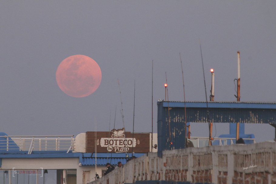 ordobas's tweet photo. Mais fotos da #SuperLua de ontem, 01 de agosto, por aqui no #LitoralNorteRS #CapaodaCanoaRS https://t.co/2Let5zKb0r