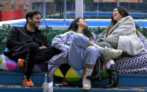sballatoo's tweet photo. Io vorrei smetterla ma non posso
#prelemi #mellos #daylia 💜 https://t.co/SllQP65QIB