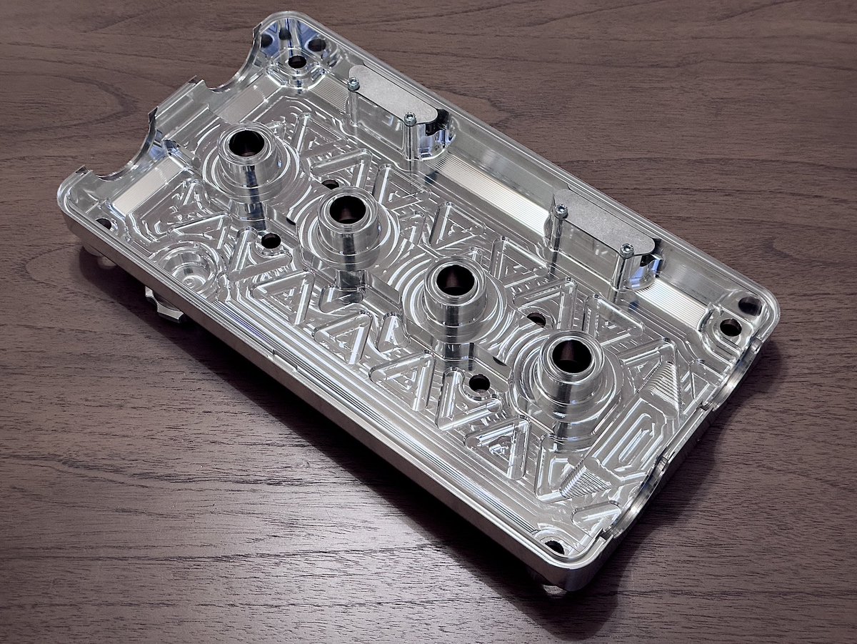 killawilliams98's tweet image. ..Ronald Antwan Williams introduced me to the Honda world and it’s never left me! Check out my Billet Honda B- Series Valve Cover. Manufactured in the USA exclusively by Frontline Fabrication! Extremely happy to have them on board as I continue to lay one brick at a time!⏳ #BAWD