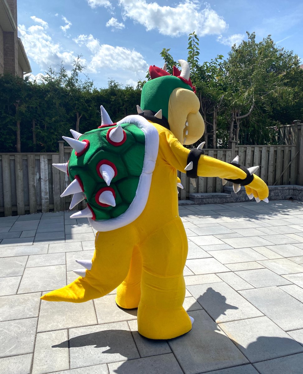 rightchoiceent's tweet image. Ready to conquer the Mushroom Kingdom! 🍄Our Bowser character is now available for costume rental or mascot visits!

📞(416) 931-5437 
📧maketherightchoice.ent@gmail.com

#mascotvisits #costumerentals #torontoparty #kidsparty