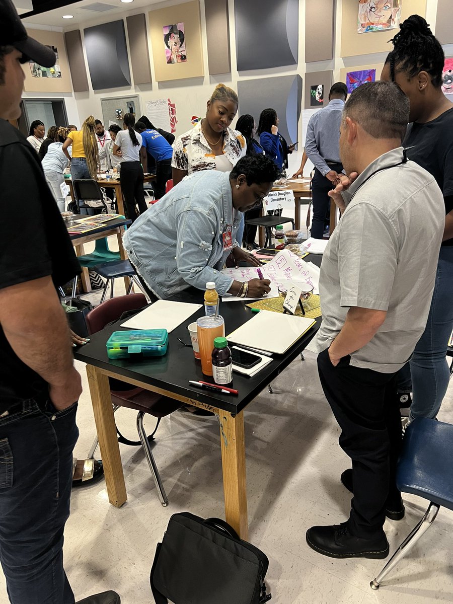 SMYLES83's tweet photo. Today was the last day of the @ACEDallasISD Summit and the math team took a dive into Eureka! Shout out to our awesome demo teacher for helping to facilitate the training! 30-60-90 we are coming for you! This was an amazing three days of learning! @DouglassStem #LetsSPLASH 💦 https://t.co/tcHaSDwFmv