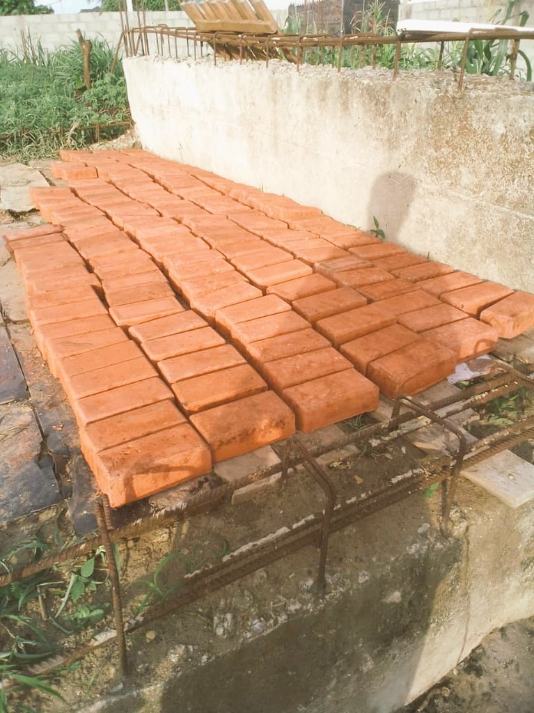 Prosealnigeria's tweet image. Brick pavers in Nigeria

Upgrade your outdoor space with our beautiful &amp;amp; durable brick pavers! Perfect for compound walkways,&amp;amp; driveways,our pavers are designed to withstand the harsh Nigerian climate. Transform your outdoor living with us! #brickpavers #Nigeria #construction