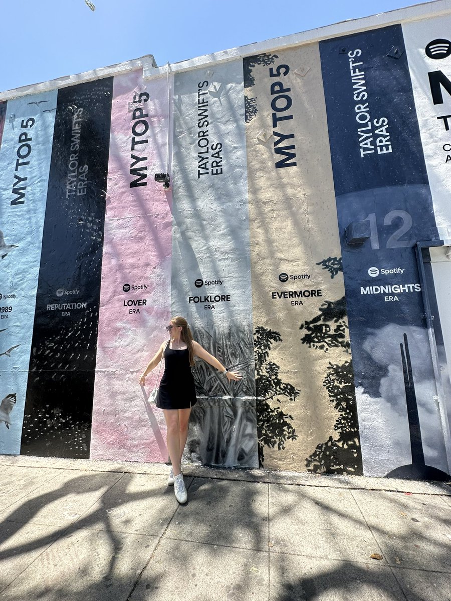 _AnnieLawrence_'s tweet photo. @taylornation13 On the Taylor tour from Seattle to LA 💖 https://t.co/4Ete6Je0zP