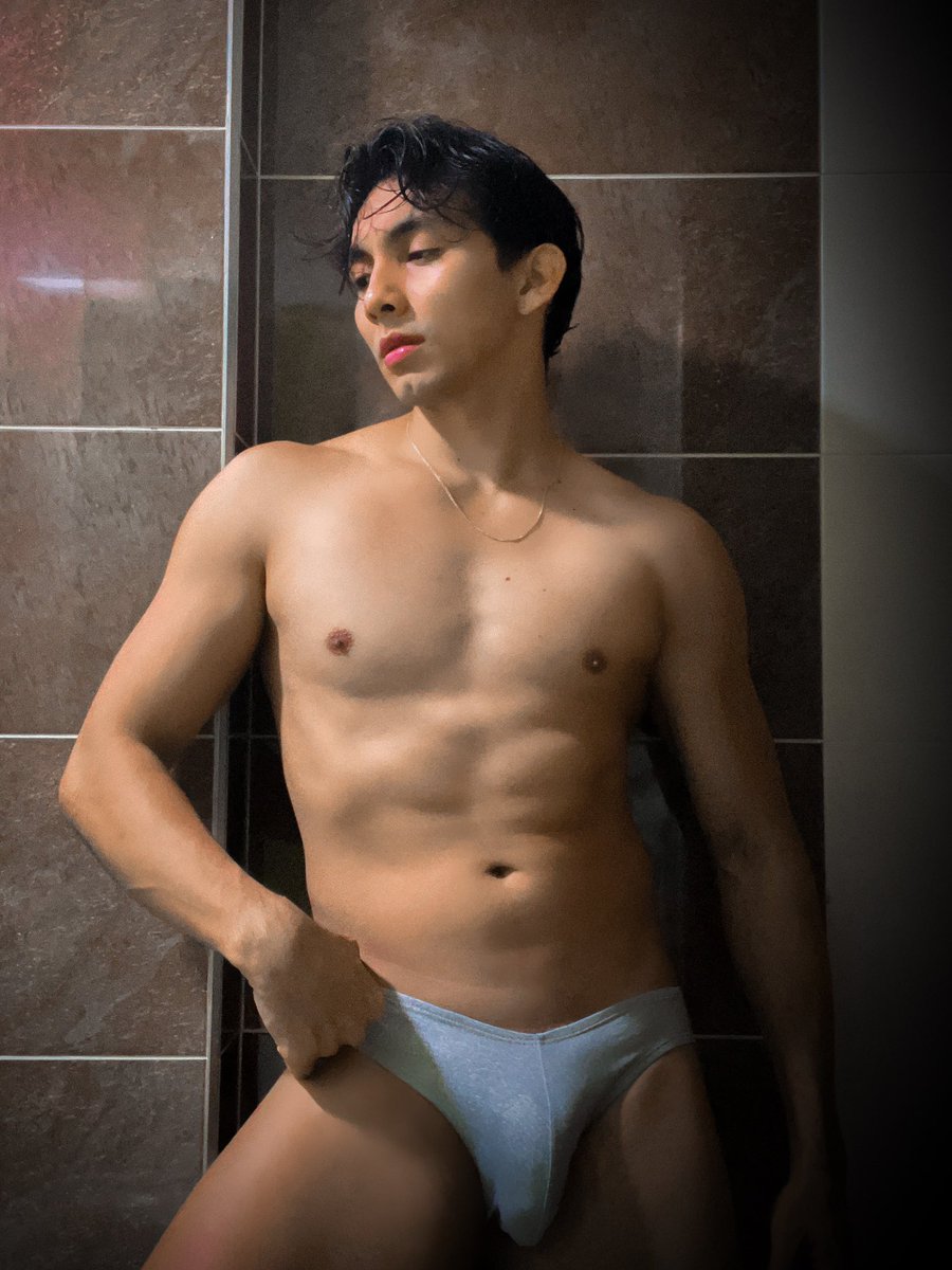 jordanrrosas's tweet photo. Ya me sigues en only o Telegram? 🫡 https://t.co/KqqjooNO9x