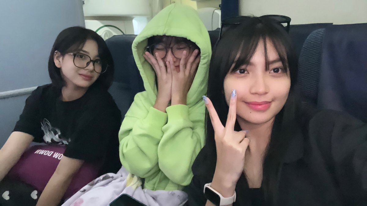 ✈️