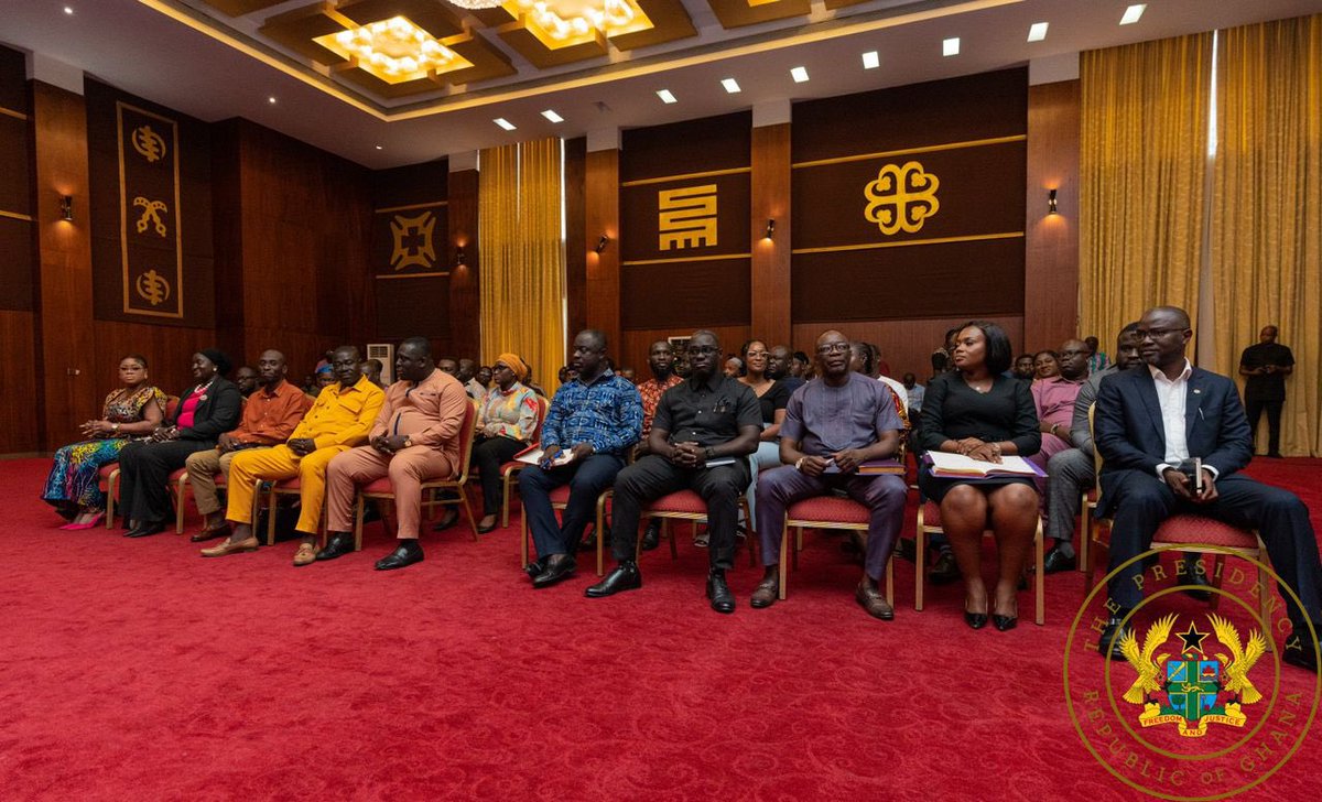 NAkufoAddo's tweet image. I have just one vote, the same as any polling station executive anywhere in the country, and I will cast that vote for an aspirant who, I believe, can best unite the Party, and, above all, who can win the presidential election of 7th December 2024, and inflict a third successive