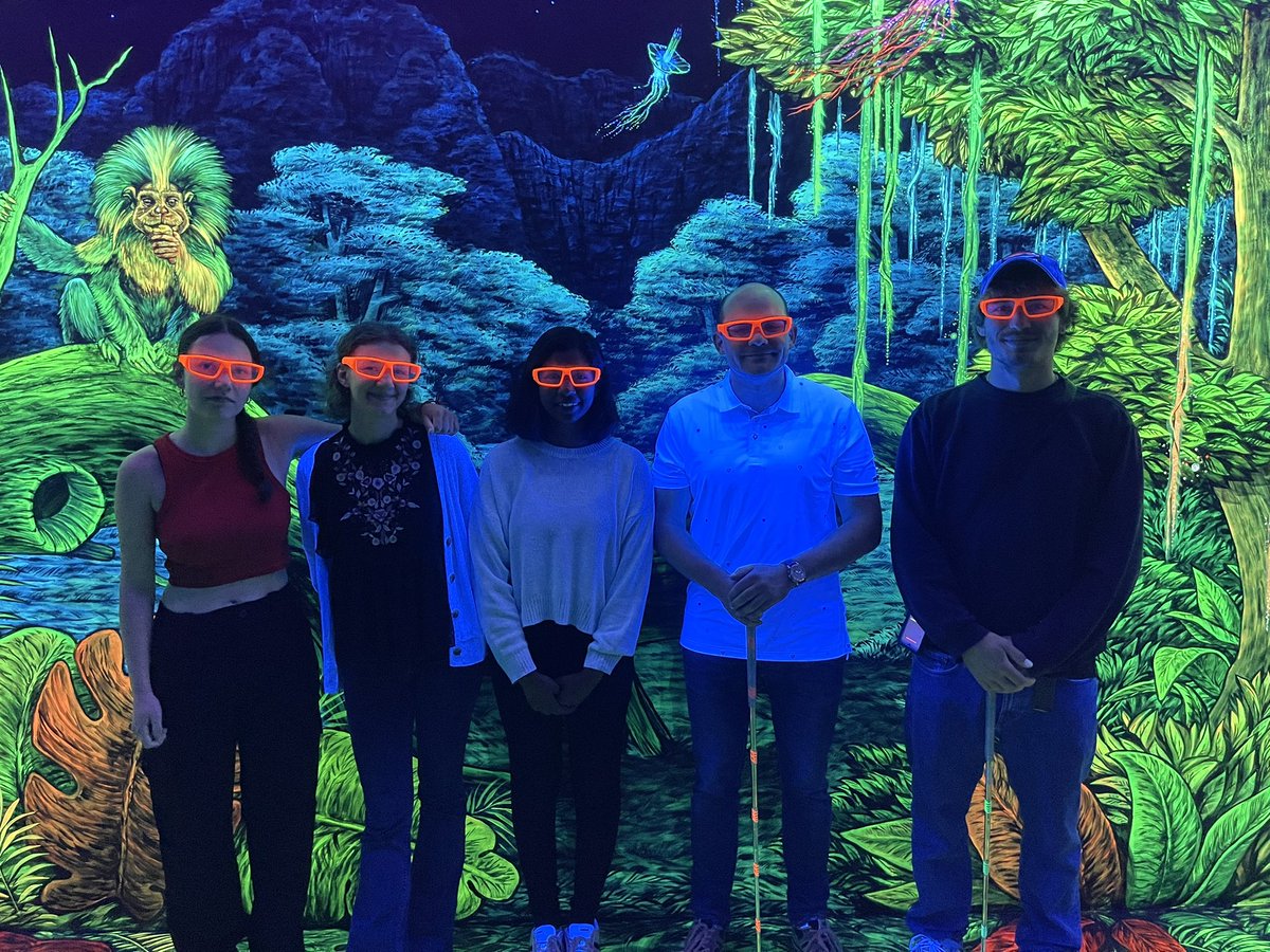 Very cool group trip to “Glowing Rooms” in Dortmund. We had a lot of fun playing minigolf in awesome areas painted in neon colors which were illuminated by black light. 3D effects were all over the place, too. Very cool! And the winner was <a href="/OcklenburgDavid/">David Ocklenburg</a>! Congratulations!