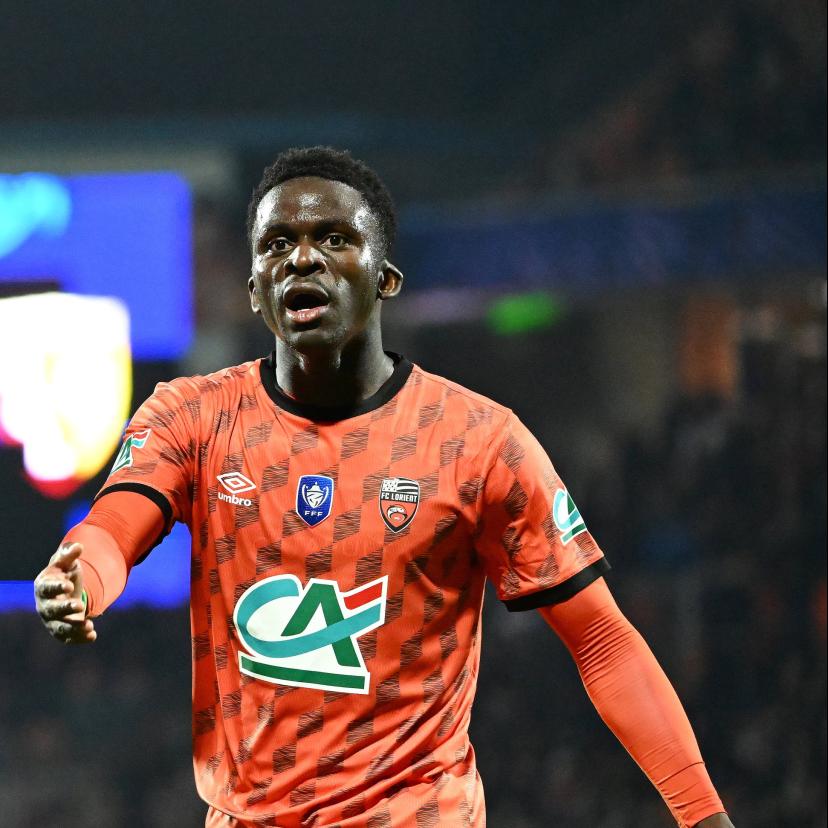 FCL_Fans's tweet image. Win !
3-1 

-1er Belle finition de Dieng suite à une bonne combinaison de passe sur le côté gauche (Faivre)

MT

-2eme Pagis contrôle poitrine puis enchaînement suite à une belle passe de Sow en profondeur

-3eme Centre tir de Yongwa.

Très bon match , vos ressentis ?
#FCL