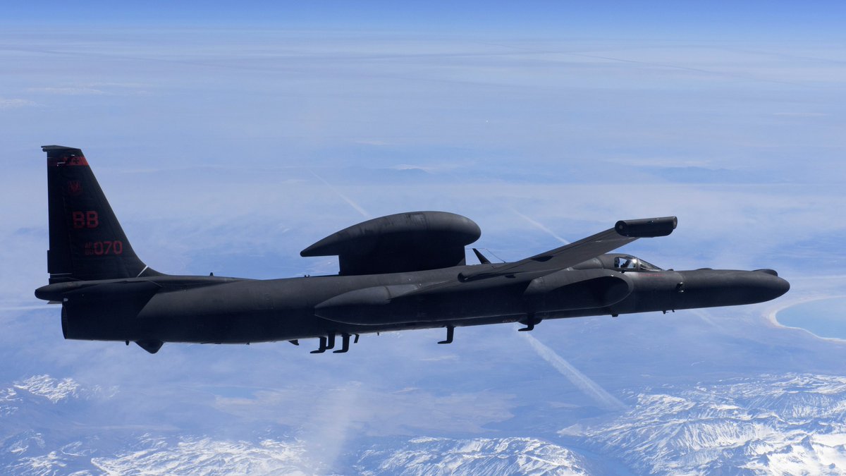 OverHampshire's tweet photo. We are pleased to announce the addition of the rare Lockheed U-2 “Dragon Lady” to the 2023 performer and ground display lineup, September 9-10! You are not going to want to miss this rare aircraft. Parking passes are available for purchase on our website. https://t.co/QspKceb1n8 https://t.co/RkPAeO8GSq
