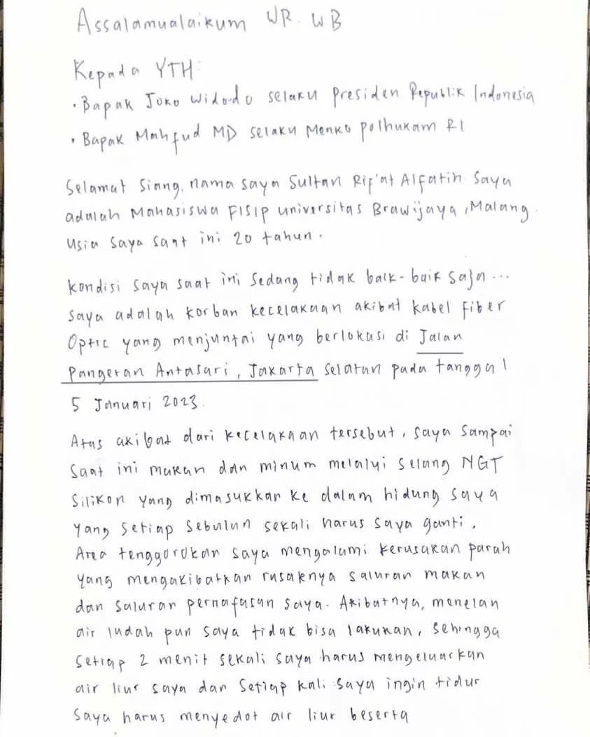 MIPelesa's tweet photo. Sultan Rif’at Alfatih, mahasiswa yang menjadi korban jeratan kabel fiber optik di Jakarta Selatan merupakan Kader HMI, saat ini Sudah 7 bulan berupaya mencari keadilan. 

Kepada Pak Presiden Joko Widodo @jokowi dan Pak Menko Polhukam Kakanda @mohmahfudmd Mohon untuk memberi perhatian pada kasus ini. 

Jangan sampai upaya para pencari keadilan dinegeri ini menjadi sia-sia. 

Mohon juga bantuan teman-teman dan keluarga besar Himpunan Mahasiwa Islam (HMI) untuk membantu upaya pencarian keadilan saudara sehimpun dan secita kita ini. 

Semoga kasih sayang Tuhan menyertai kita semua. Aamin. 
Yakin usaha sampai !