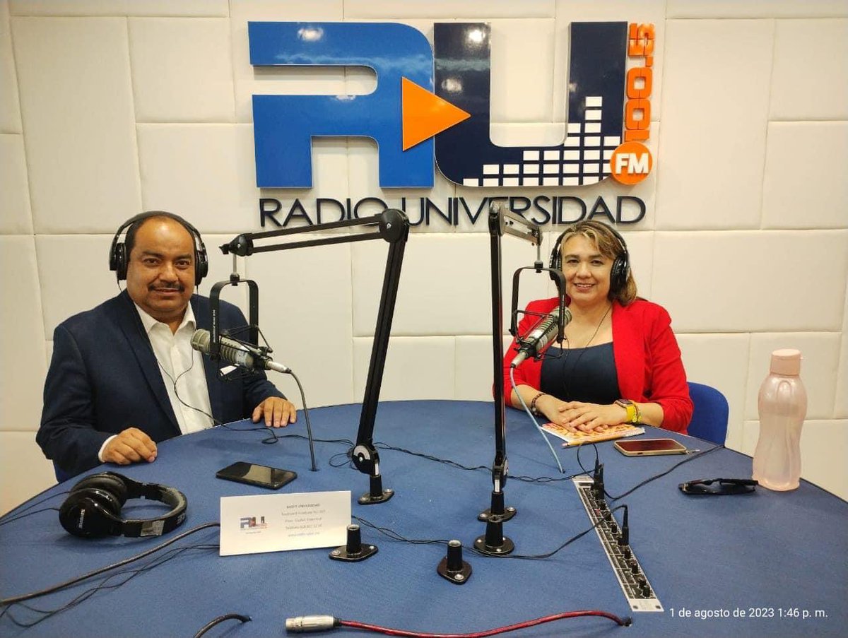 UTPOANAS's tweet photo. El pasado 1 de agosto el Dr. Octavio Fernández rector de nuestra universidad, asistió a una entrevista en las instalaciones de "Radio Universidad" en donde se le brindó el espacio para hablar sobre el tema de los espacios educativos dentro de la Universidad Tecnológica de Poanas. https://t.co/KS9xUXLKMm